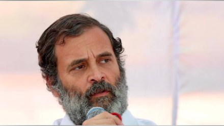 Rahul Gandhi targets Election Commission while repeating voter malpractice allegations Rahul Gandhi targets Election Commission while repeating voter malpractice allegations