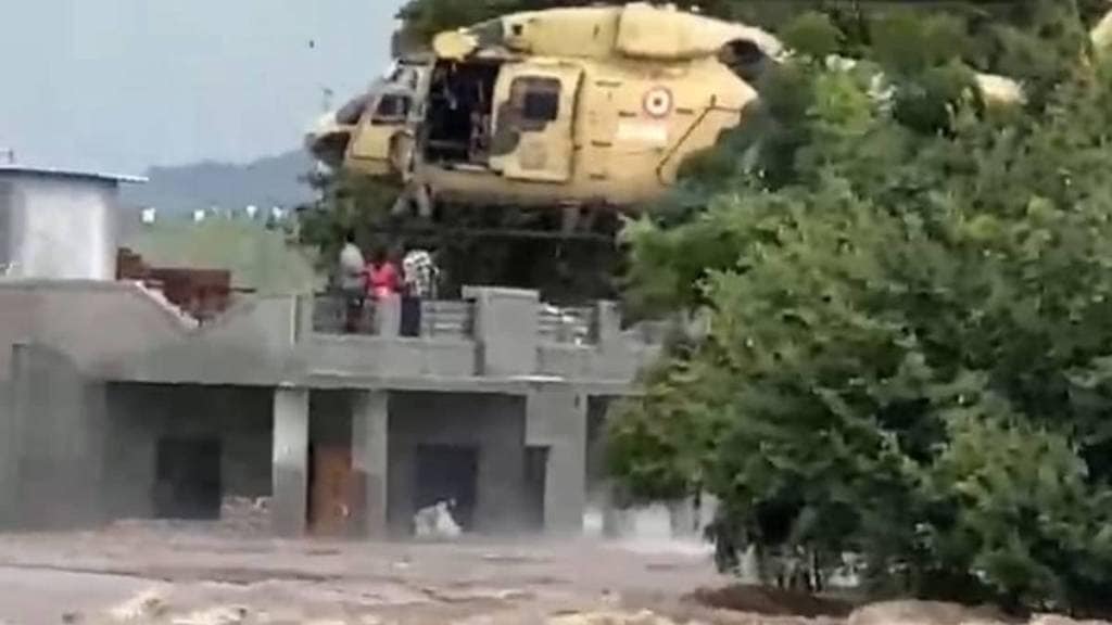 Flood rescue operations in Beed