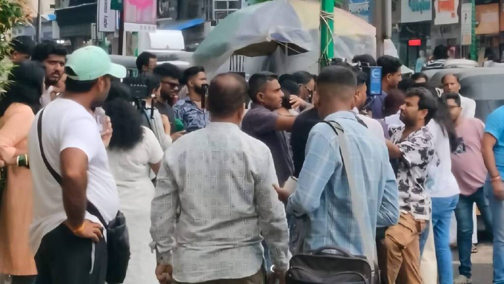 Inconvenience to citizens due to filming equipment on the sidewalk