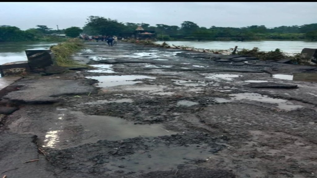 shahapur bhatsa nhai bridge shut down affects over hundred villages traffic chaos