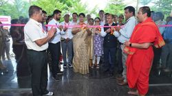 शिर्डीतील सांस्कृतिक भवन संस्थानच्या लौकिकात भर घालणारे