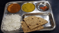 शिवभोजन थाळीचे २०० कोटी थकले; योजना बंद करण्याचा घाट, शिवसेना ठाकरे गटाचा आरोप