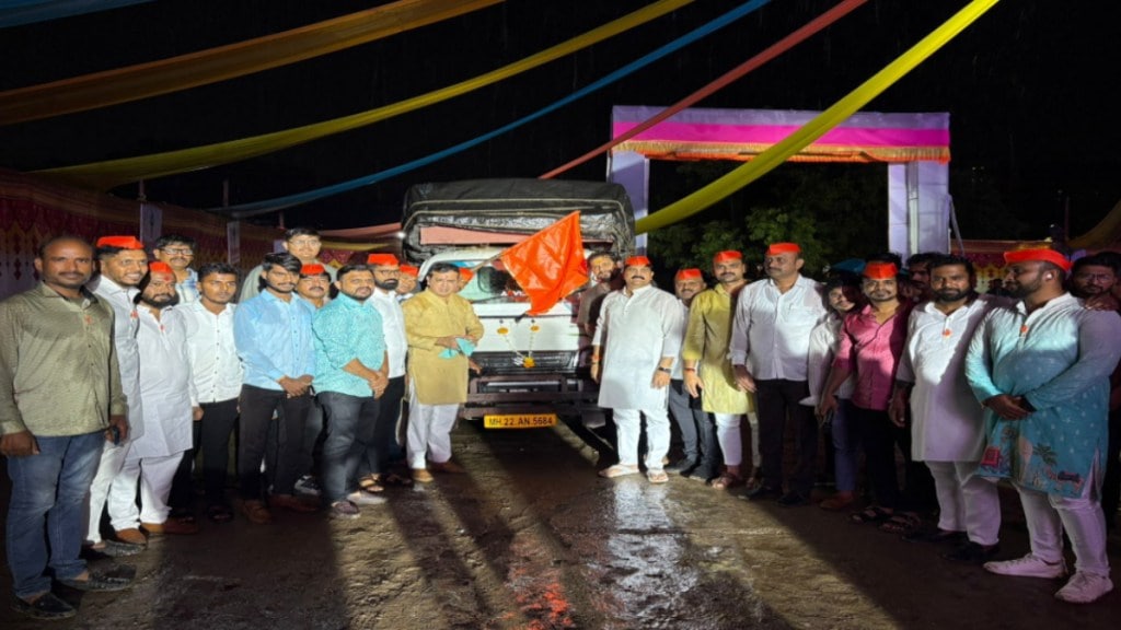 shivsena thane kedar dighe anand sends free medicines for marathwada flood victim