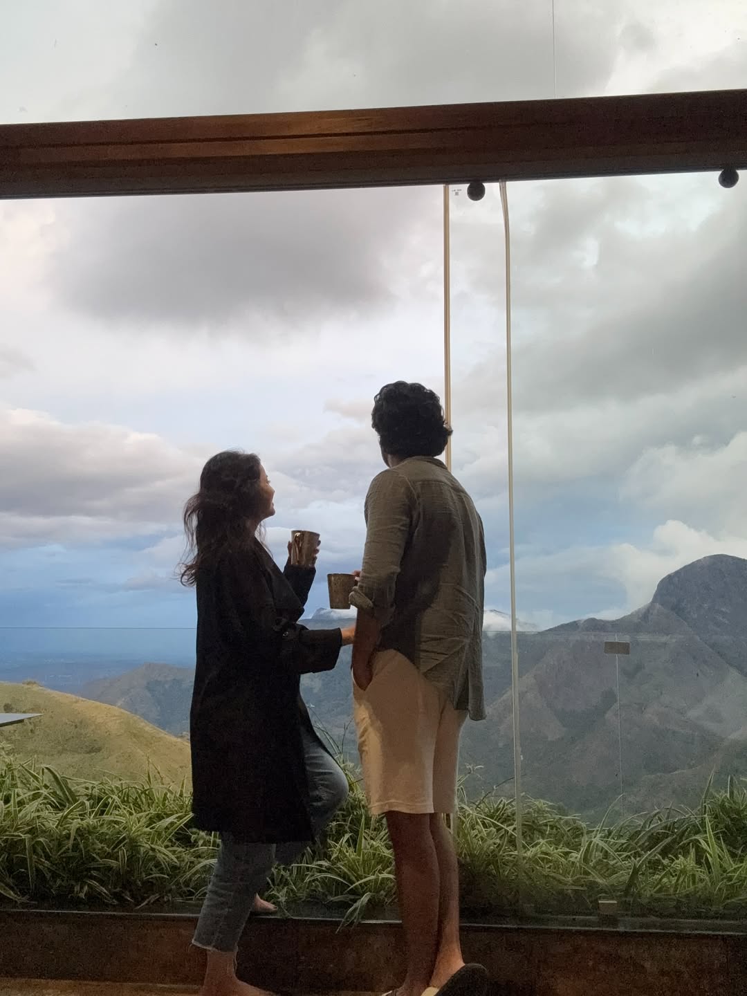 shrenu parikh akshay mhatre kerala trip