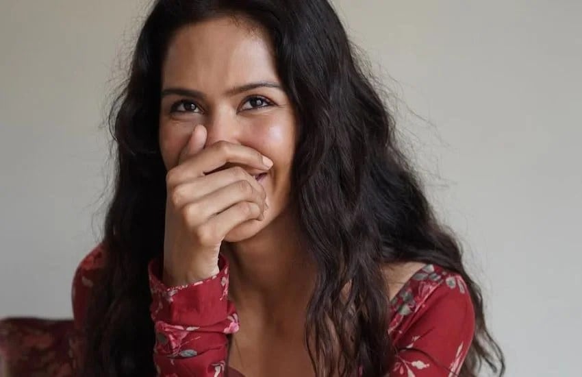 sonam bajwa joins border 2 cast reunites with diljit dosanjh for the 5th time