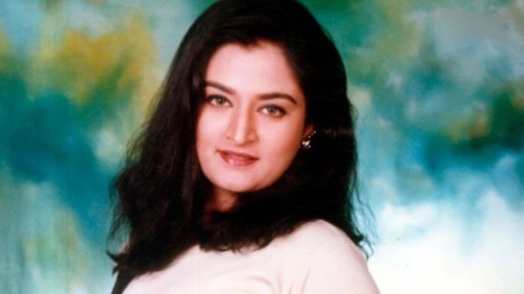 tamil actress mohini reveals being forced to do intimate scenes in kanmani
