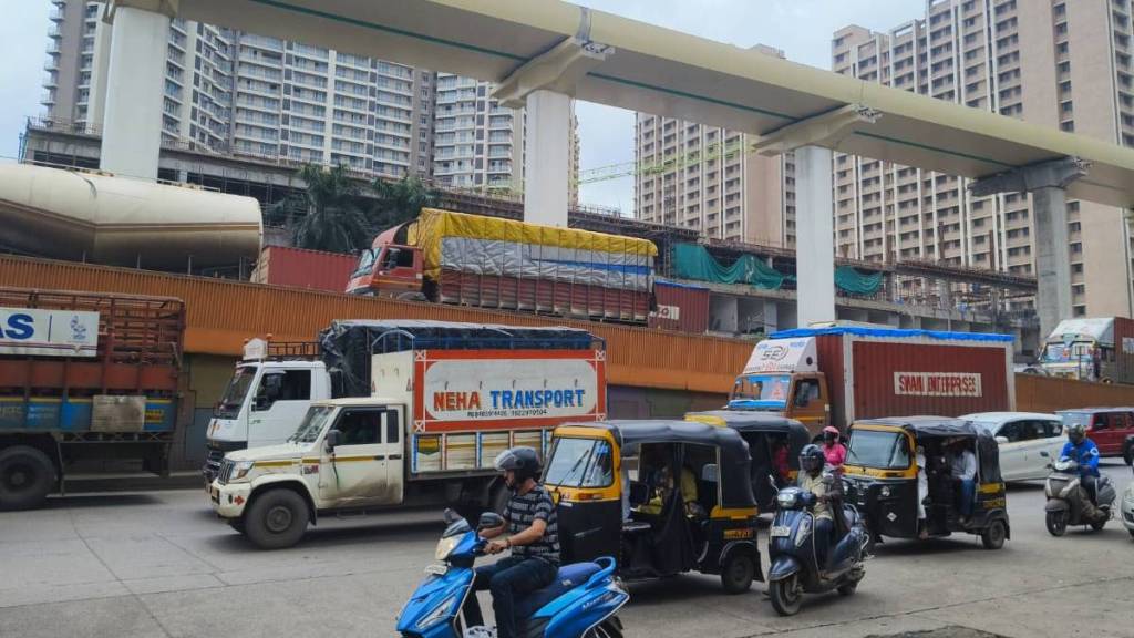 Thane traffic chaos news