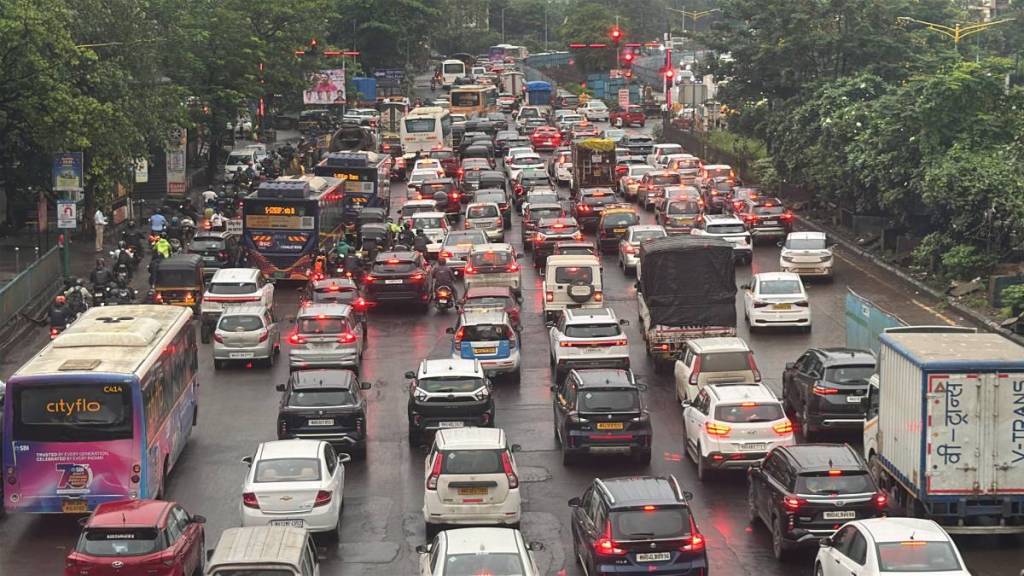 Thane traffic jam news