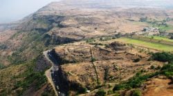 हडपसर-दिवेघाट मार्गावर ब्लास्टिंग….चार तास वाहतूक बंद