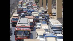 Severe traffic jam on Ghodbunder Road, queues of vehicles in Thane, Mira Bhayandar