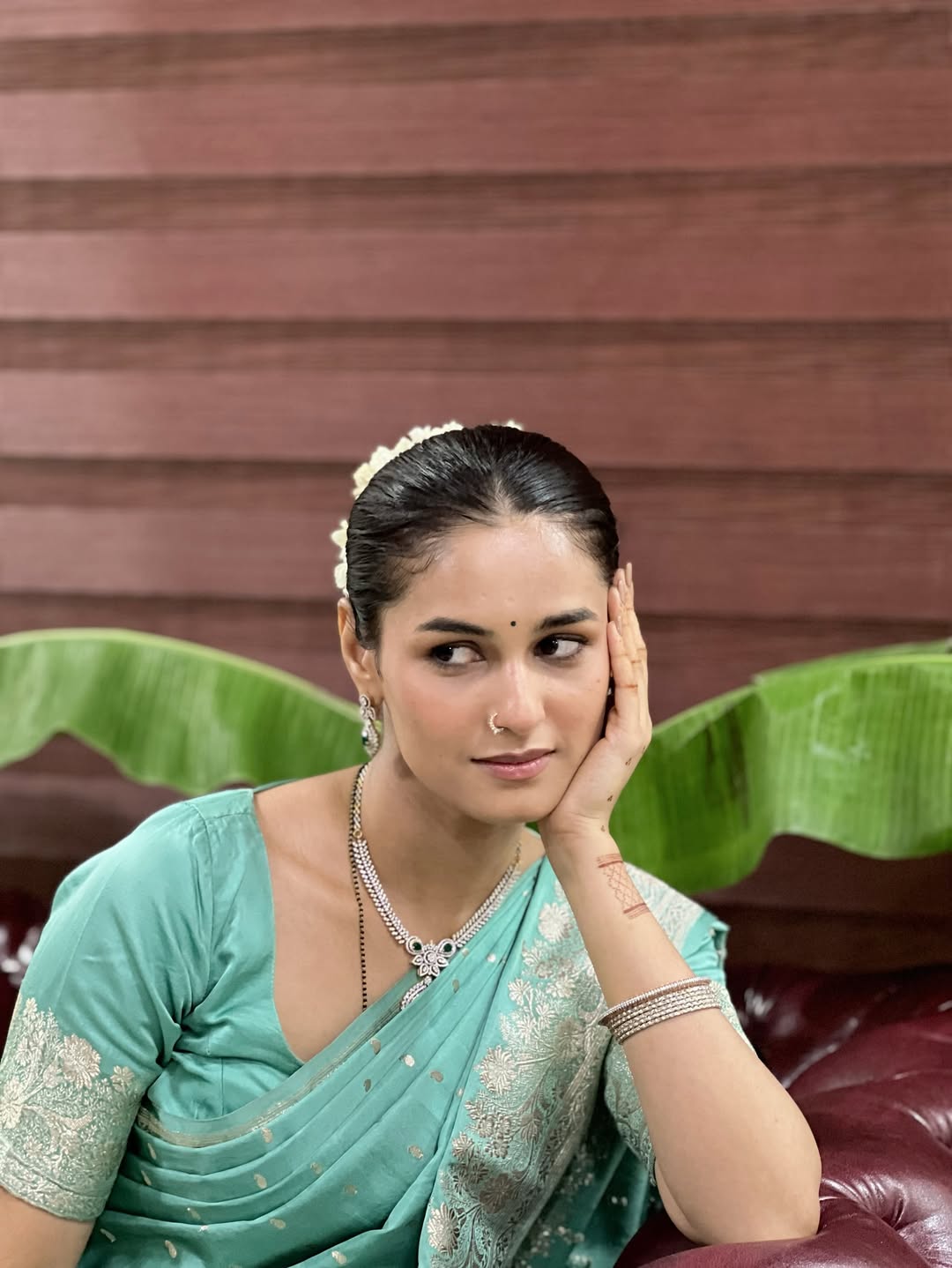 mp dhananjay mahadik daughter in law vaishnavi mahadik education details