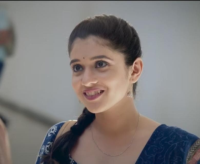 devmanus fame kiran gaikwad wife vaishnavi kalyankar will play lead role in star pravah kajalmaya