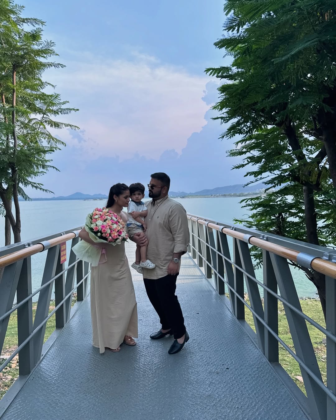 mp dhananjay mahadik daughter in law vaishnavi mahadik education details