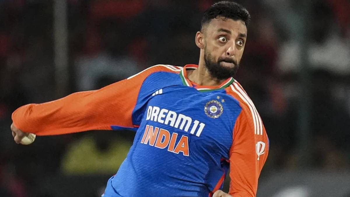 Varun Ra ‘पॉवरप्ले’मध्ये फिरकीला मदत नाही -चक्रवर्ती - Marathi News | Spinners ...