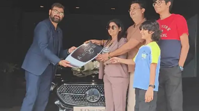 veer sharma family