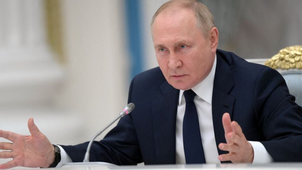 vladimir putin warns western countries on ukraine war