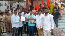 शिवसेनेचा ठिय्या आंदोलन; हजेरी घोटाळ्यावर आयुक्तांनी दिले चौकशीचे आदेश