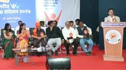 नगरला युवा साहित्य व नाट्य संमेलनाचे उद्घाटन; साहित्य, कलेतूनच तरुणांच्या भावनांचे नियंत्रण – मिलिंद जोशी