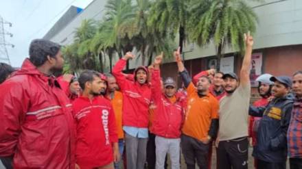 पलावा भागात झोमॅटो कंपनीच्या कर्मचाऱ्यांचा संप.