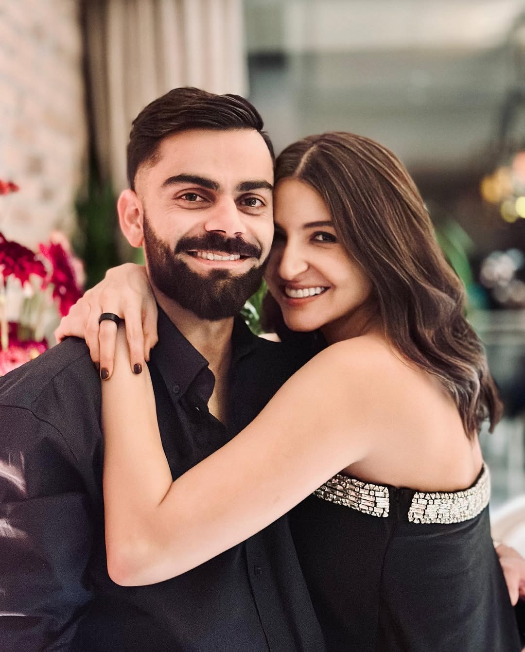Anushka Sharma reacts calmly, Virat Kohli life change