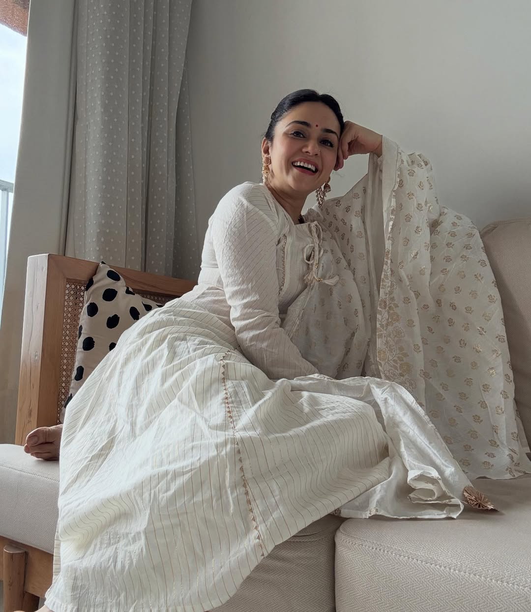 Marathi actress Amruta Khanvilka