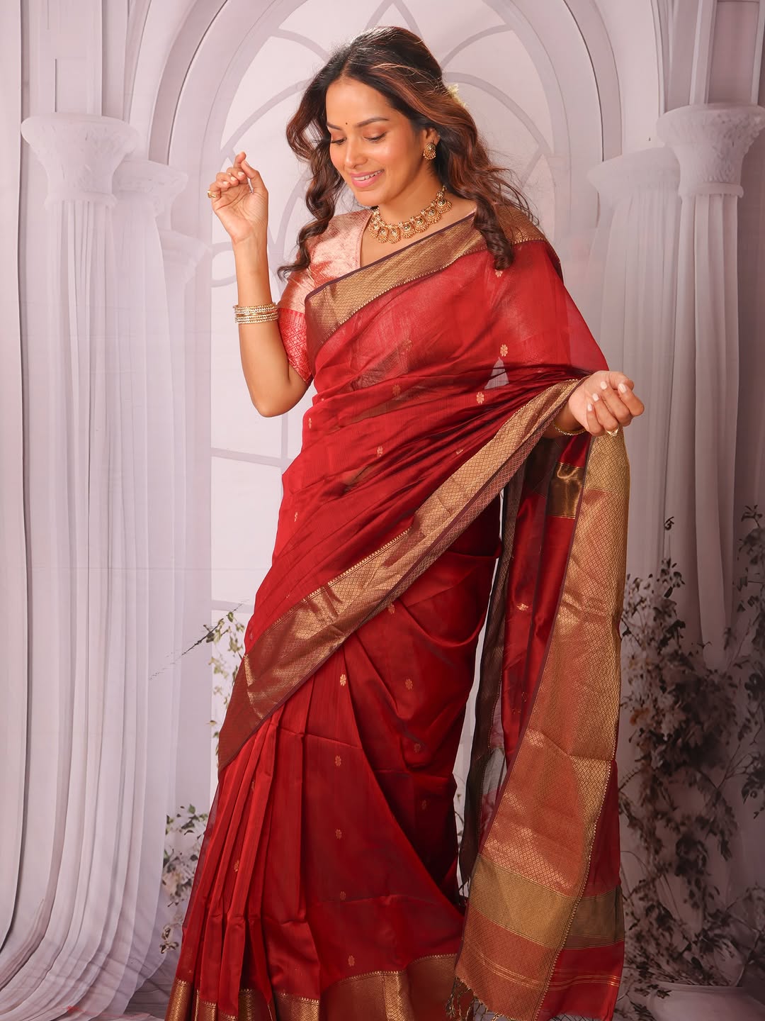 By Tasvi’ (Thread And Thumka saree brand