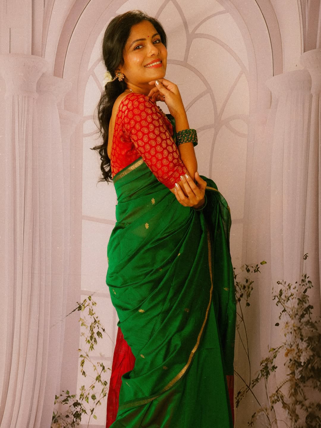By Tasvi’ (Thread And Thumka saree brand