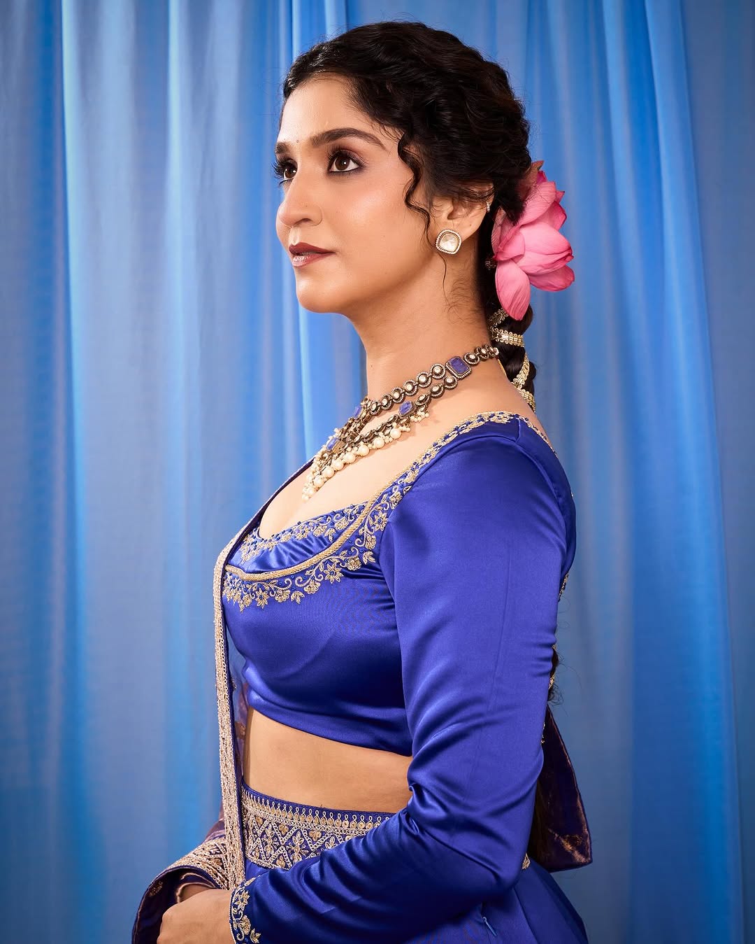 shivani sonar Blue lehenga royal photoshoot