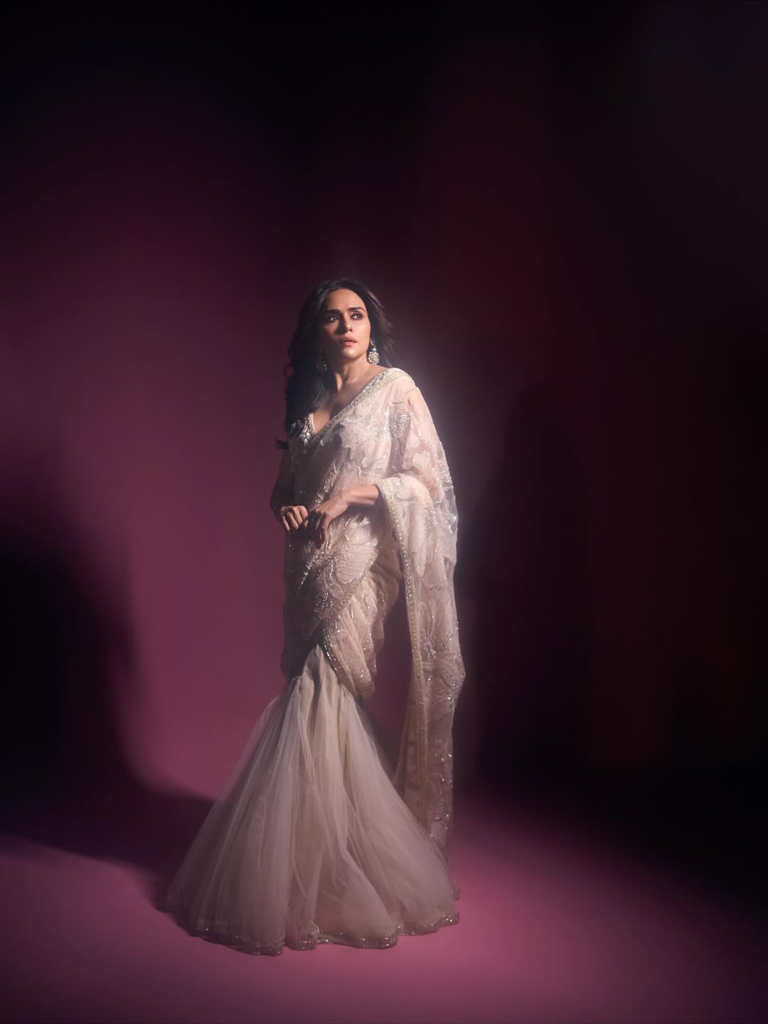 Amruta Khanvilkar royal saree look