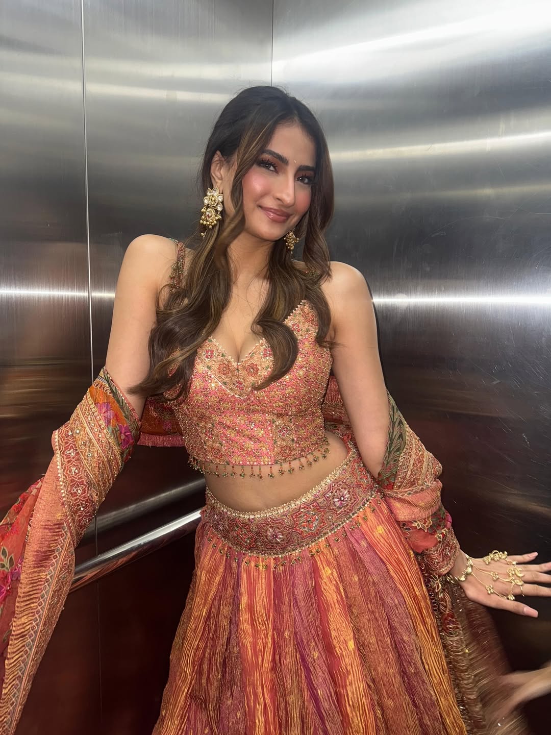 palak tiwari traditional look