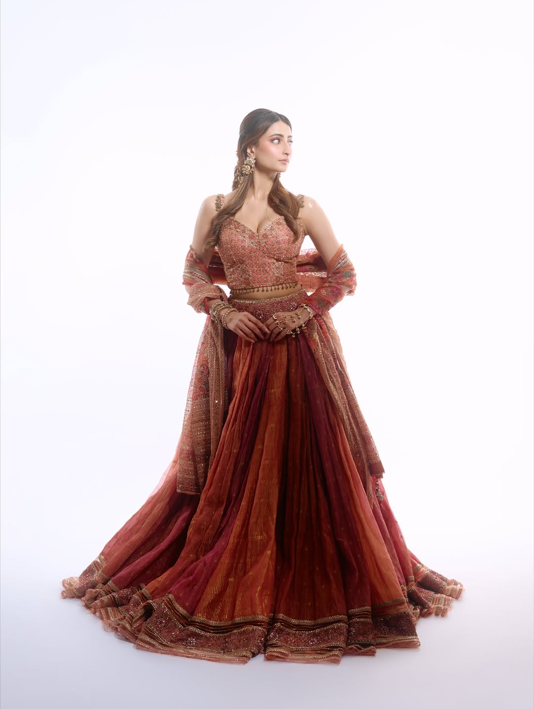 palak tiwari traditional look