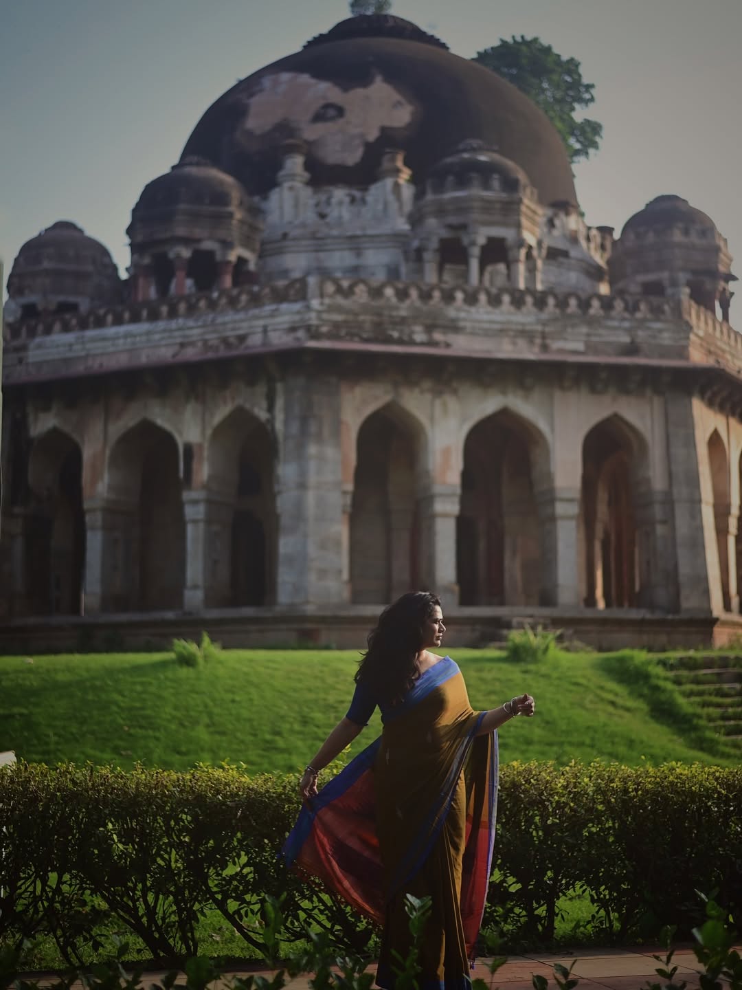 Girija Oak Godbole photoshoot at historical place