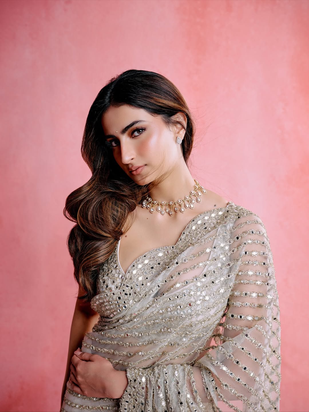 palak tiwari traditional look
