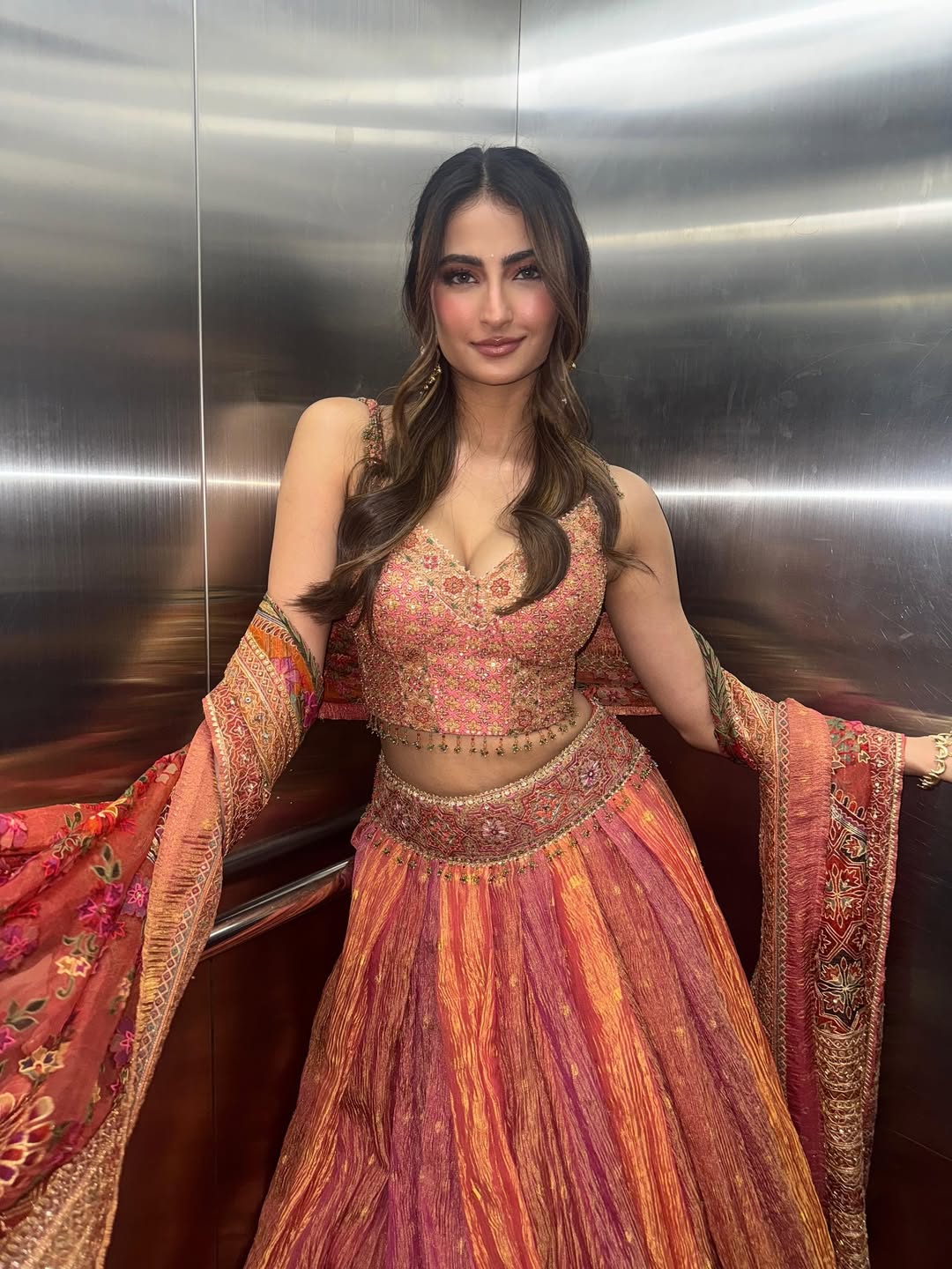 palak tiwari traditional look