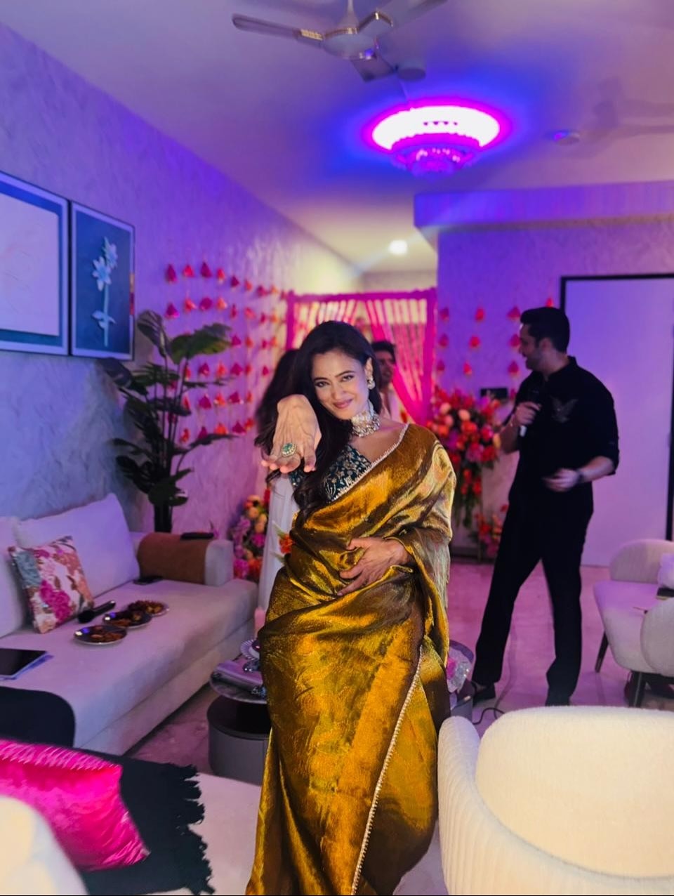 shweta tiwari diwali party photos