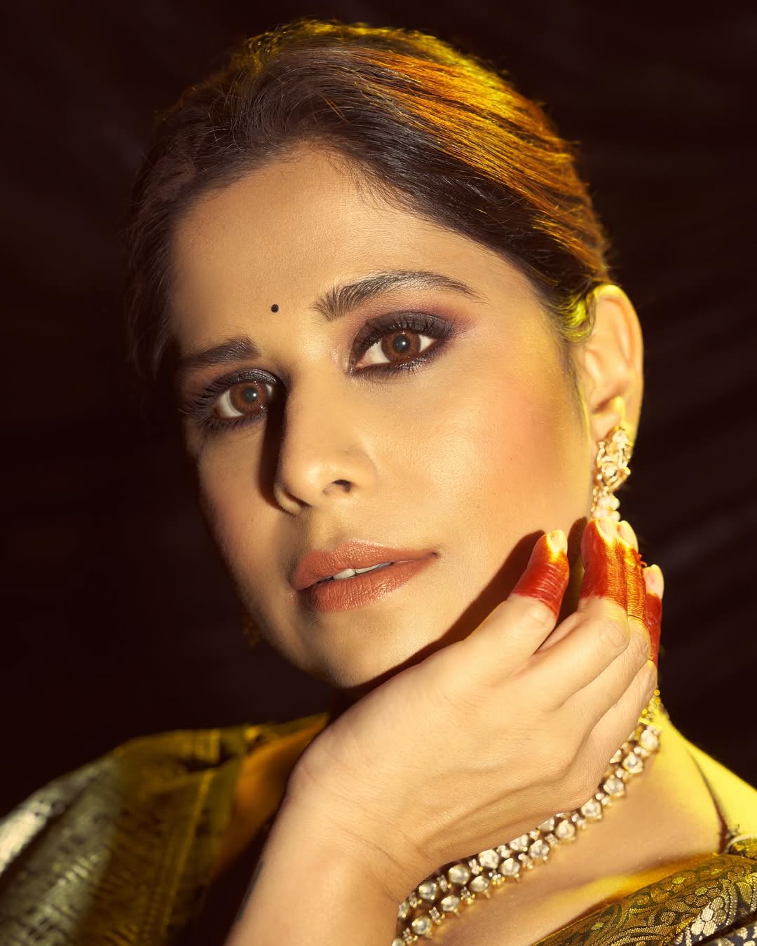 Sai Tamhankar Dhanteras look