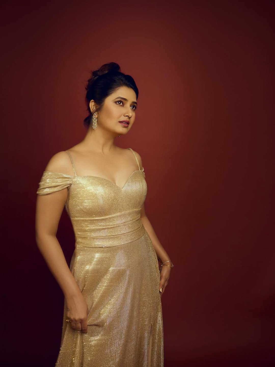 prajakta mali golden gown look