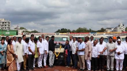 80 bell trucks deployed for garbage collection in Ahilyanagar city 80 bell trucks deployed for garbage collection in Ahilyanagar city