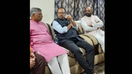 Adv. Satpute chief guest at RSS centenary celebrations; Opposition from Kunbi community