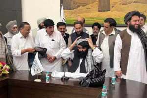 Afghan-Sikhs-Hindus-meets-Taliban-Amir-Khan-Muttaqi
