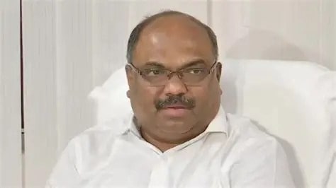 Ramdas Kadam Vs Uddhav Thackeray 