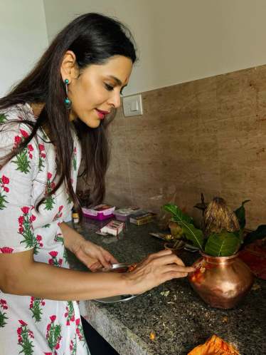 Anuja sathe mumbai home