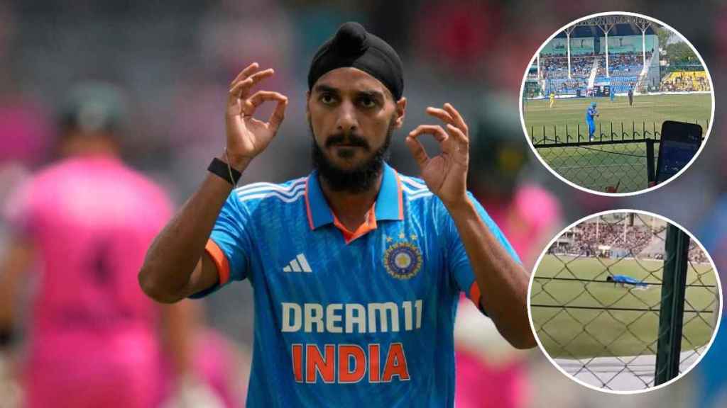 Arshdeep Singh Viral video He Performs Pushups for Crowd near Boundary Line