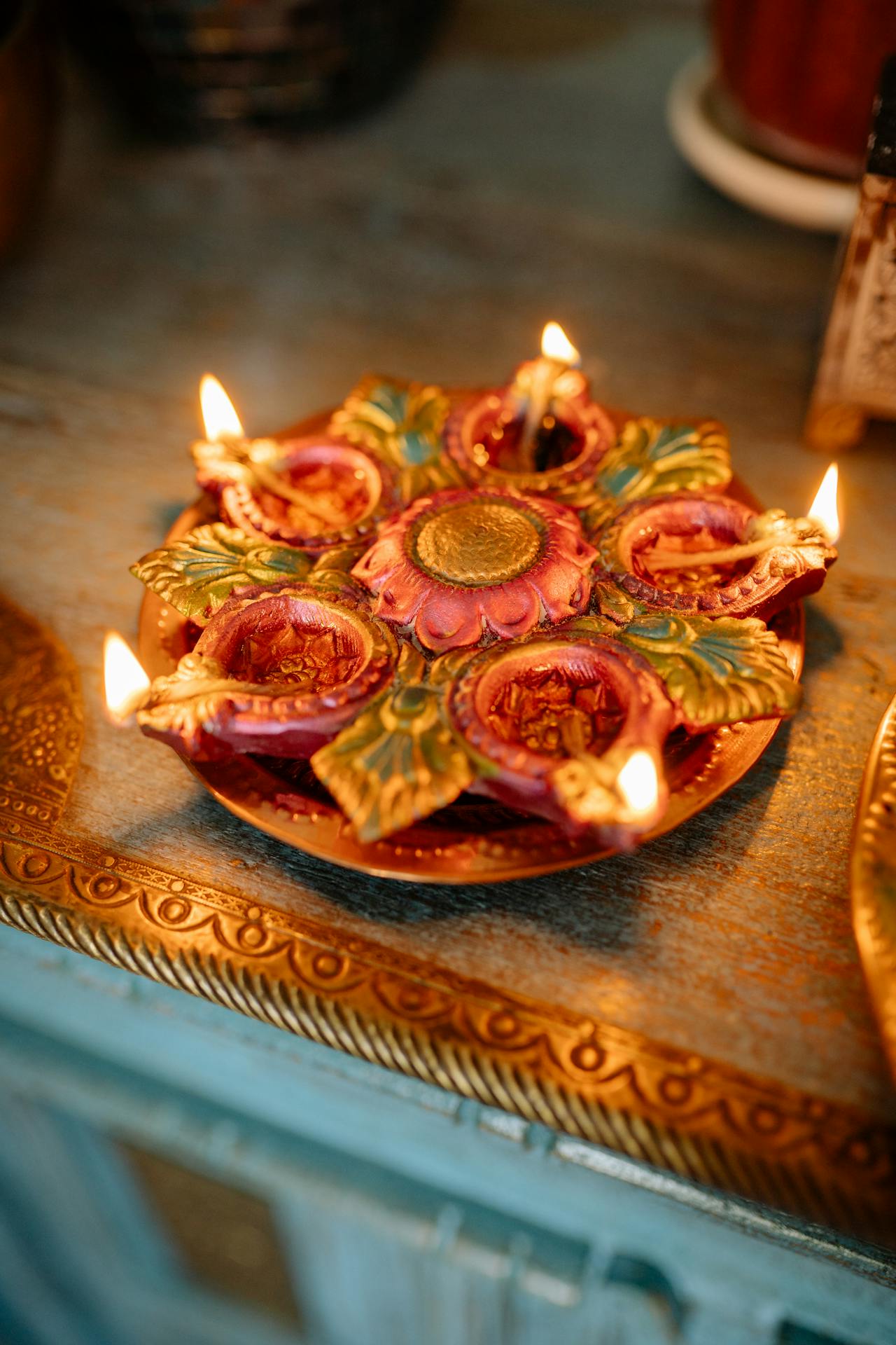 Avoid These Things On Laxmi Pujan 2025