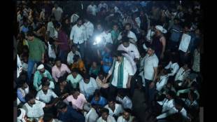 Bachchu Kadu's victory celebration in Nagpur after Fadnavis' announcement