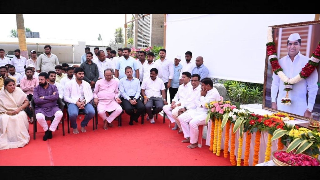 Bawankule Pays Tribute bjp mla Shivaji Kardile AhilyaNagar Bawankule Pays Tribute bjp mla Shivaji Kardile AhilyaNagar