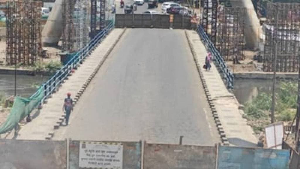 In Pune Demand to open Bhide Bridge, which is closed for metro work, before Diwali