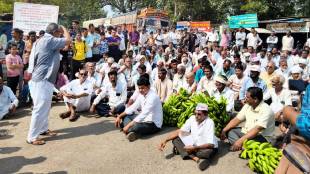 Chopda and Yawal taluka farmers protest