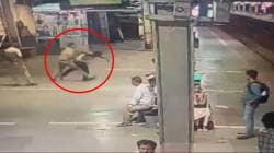 Video: दादर रेल्वे स्थानकात मद्यधुंद तरुणाचा आत्महत्येचा प्रयत्न; पोलिसांनी वाचवले प्राण