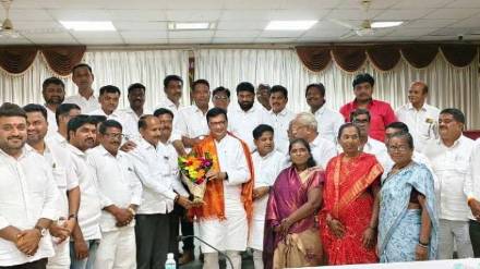 Demand made at a meeting of Congress office bearers ahilyanagar Demand made at a meeting of Congress office bearers ahilyanagar